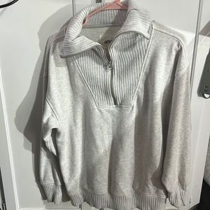 Aerie Down to earth crew neck!